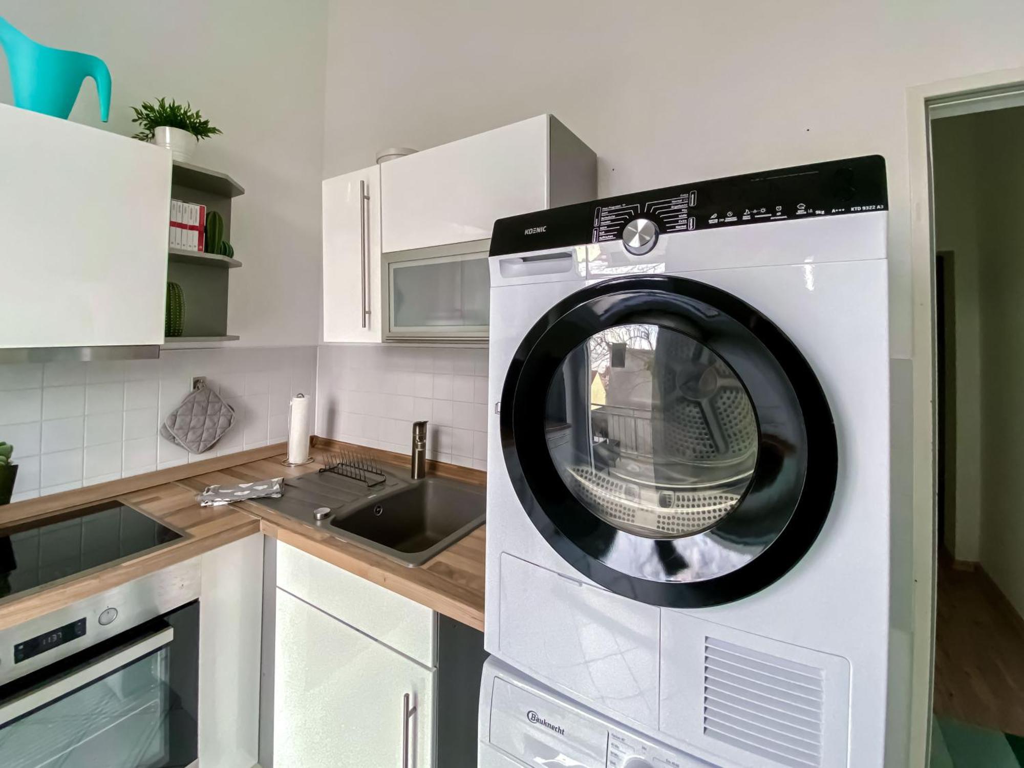 Zentrumsnahe Mit Ruhigem Balkon - 